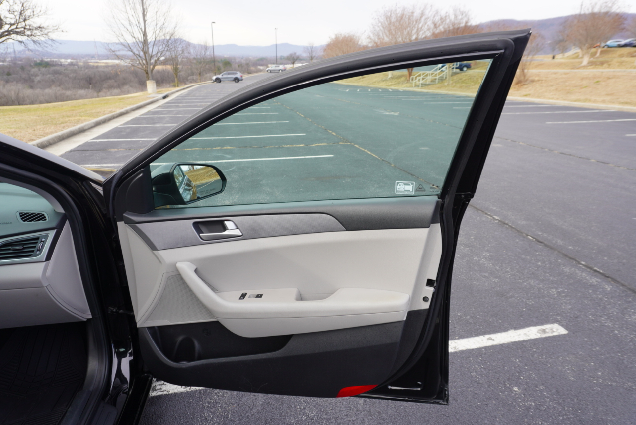 Hyundai Sonata SE 2017