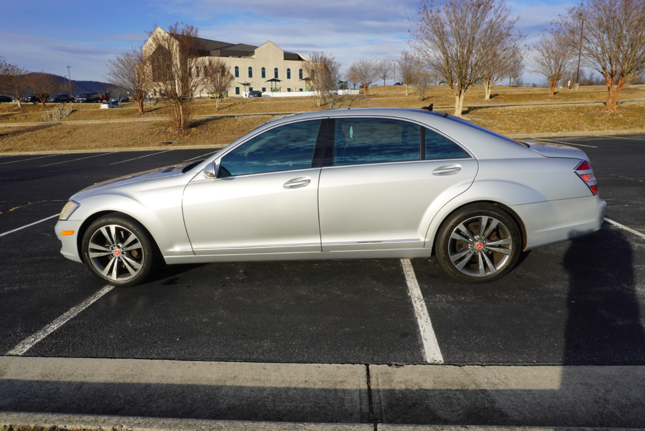 Mercedes-Benz S-Class S550 2008