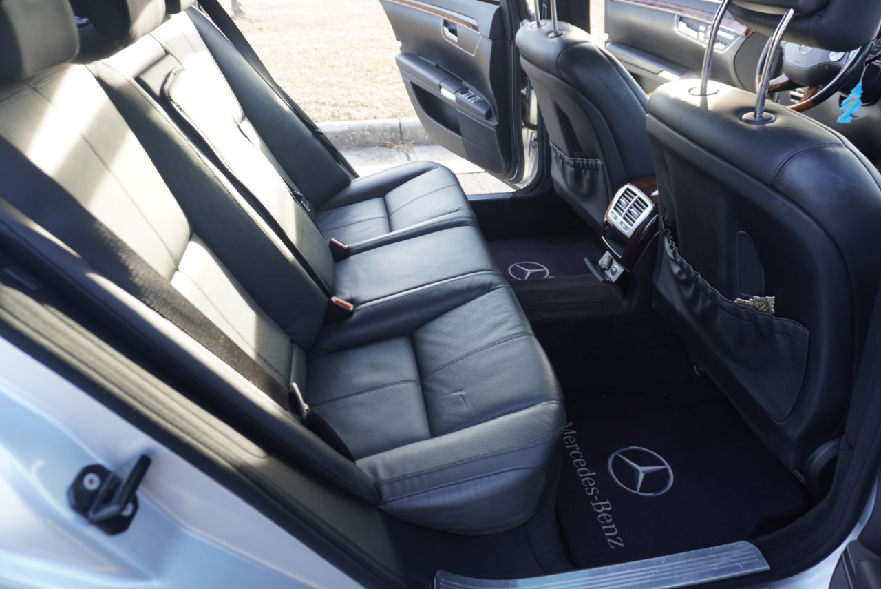 Mercedes-Benz S-Class S550 2008