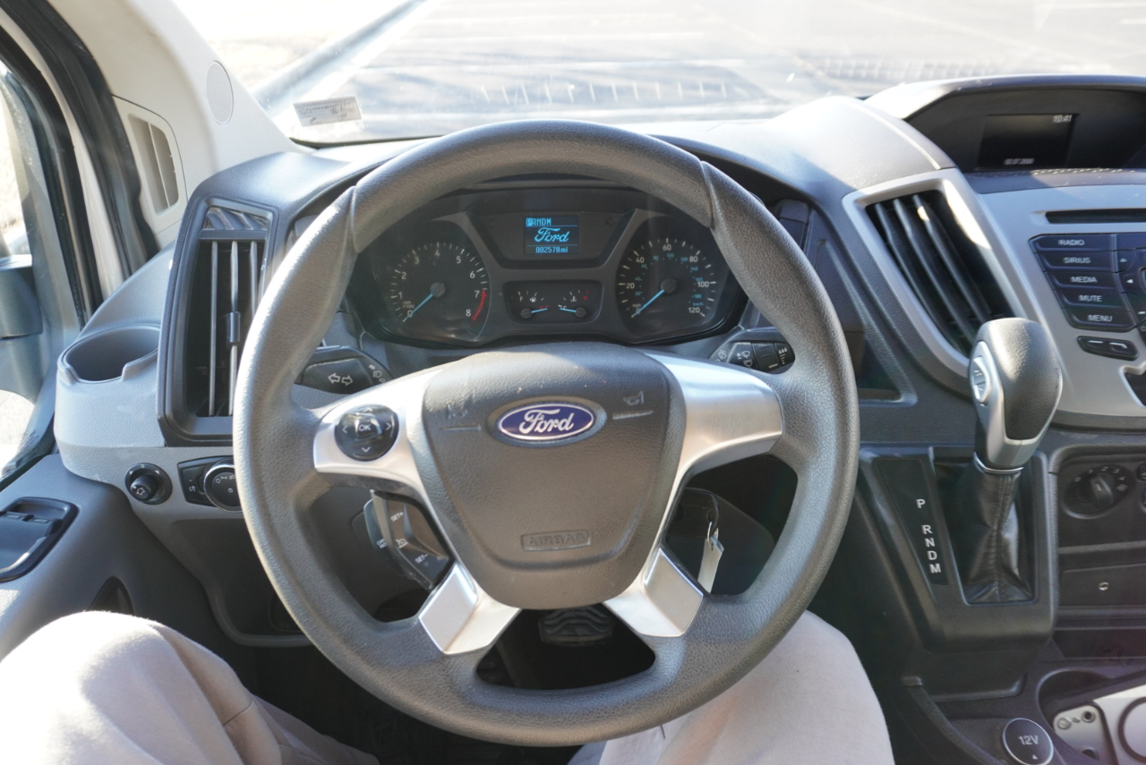 Ford Transit Wagon T-350 148" Low Roof XLT Swing-Out RH Dr 2017