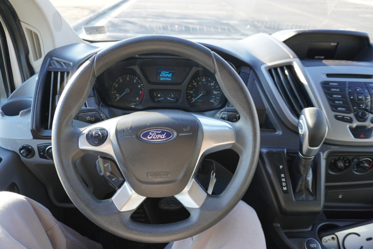 Ford Transit Wagon T-350 148" Low Roof XLT Swing-Out RH Dr 2017