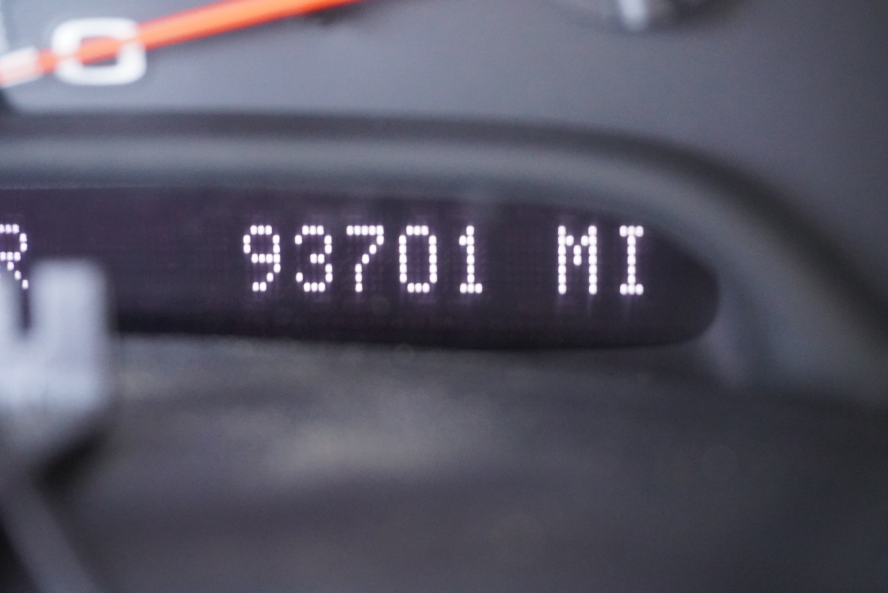 Chevrolet Corvette 2dr Convertible 2004