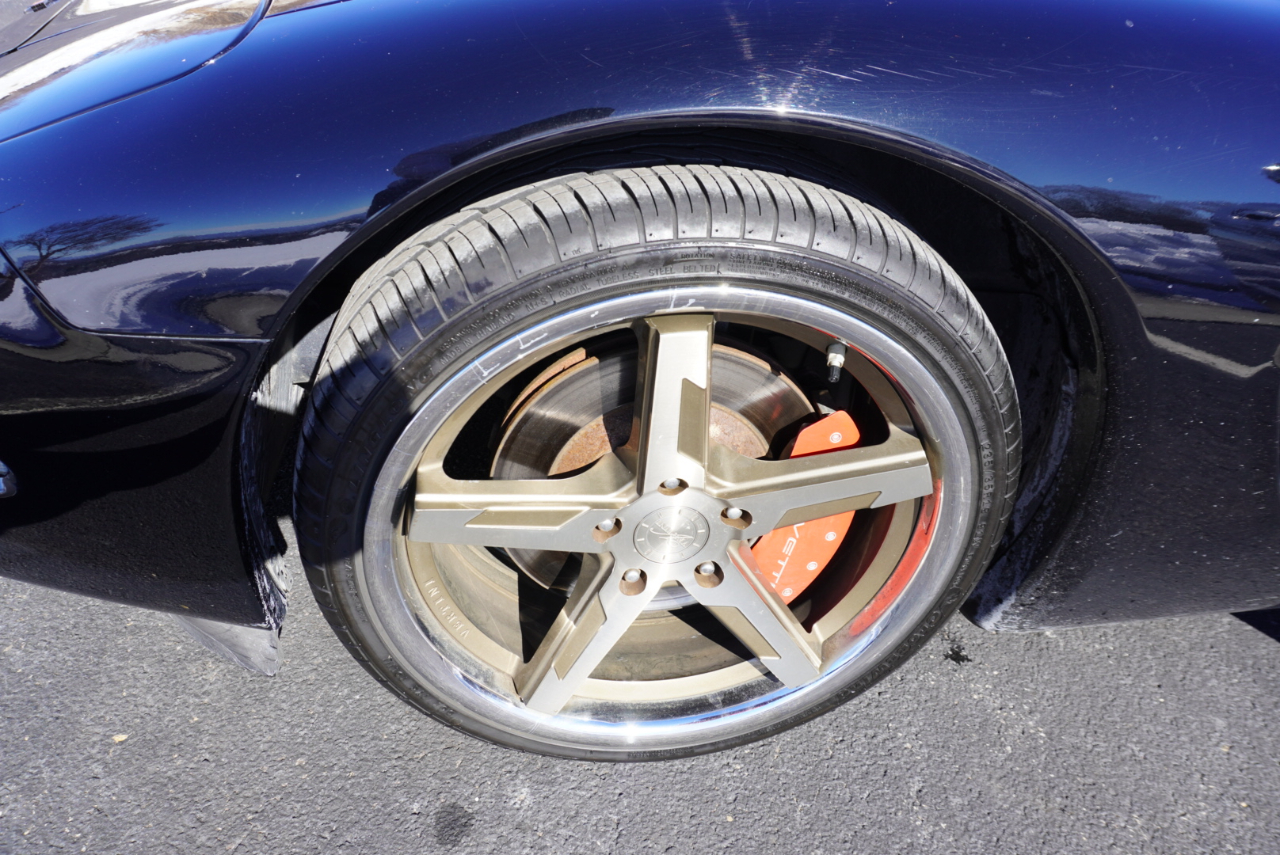 Chevrolet Corvette 2dr Convertible 2004