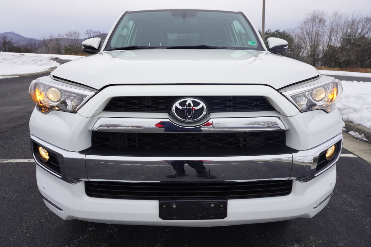 Toyota 4Runner Limited 4WD 2019
