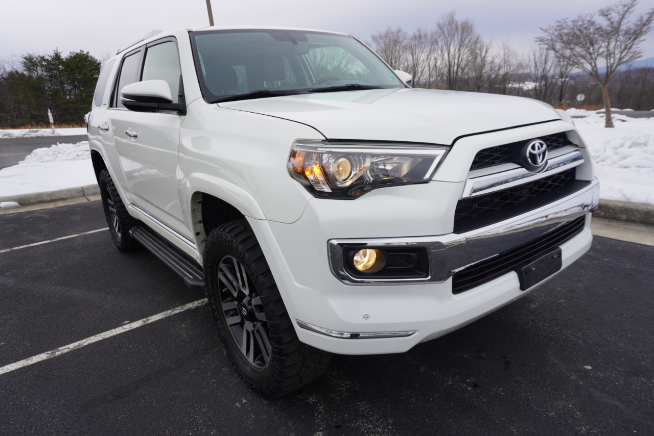 Toyota 4Runner Limited 4WD 2019