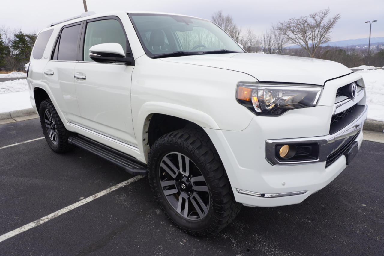 Toyota 4Runner Limited 4WD 2019