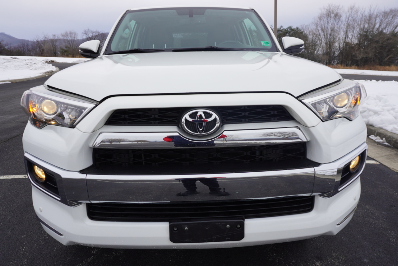 Toyota 4Runner Limited 4WD 2019