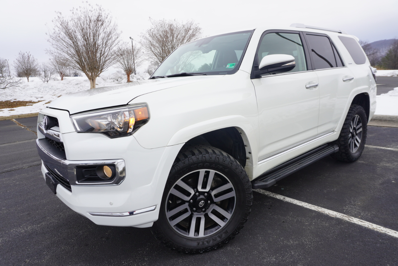 Toyota 4Runner Limited 4WD 2019
