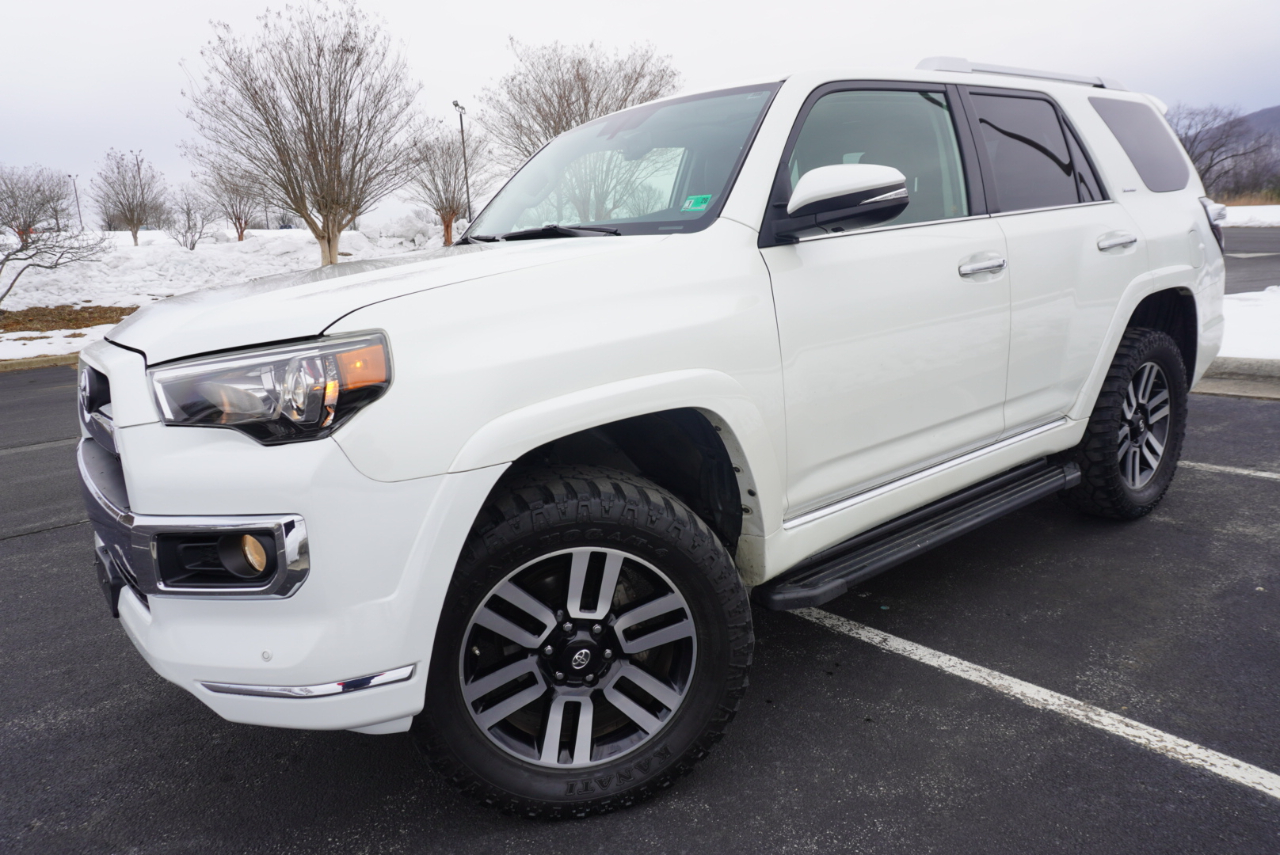 Toyota 4Runner Limited 4WD 2019