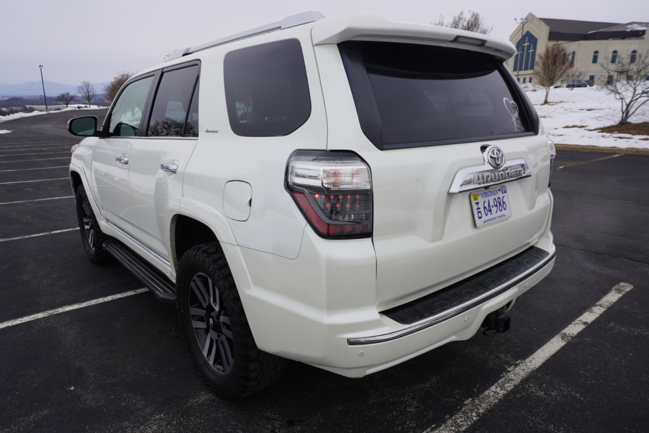 Toyota 4Runner Limited 4WD 2019