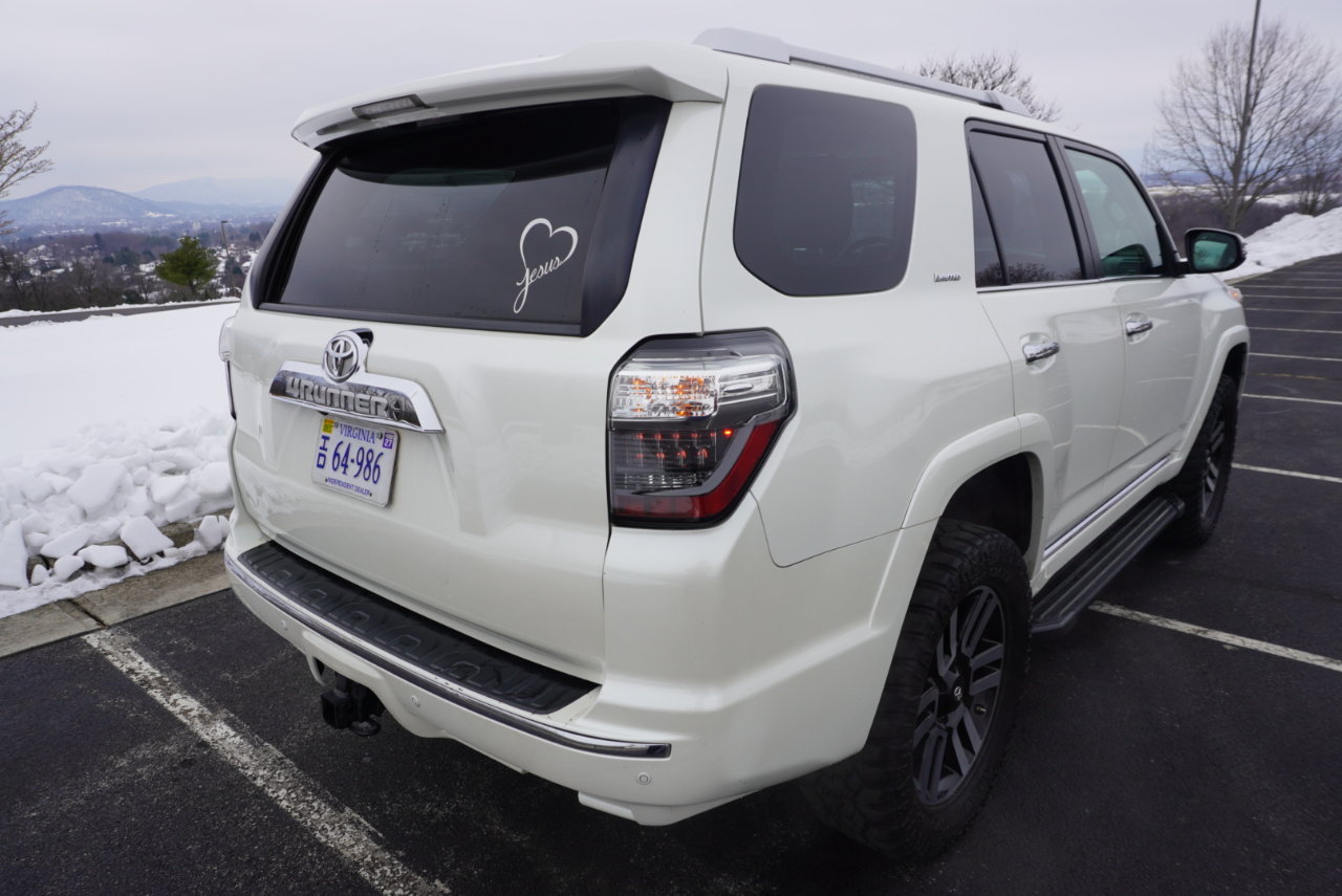 Toyota 4Runner Limited 4WD 2019