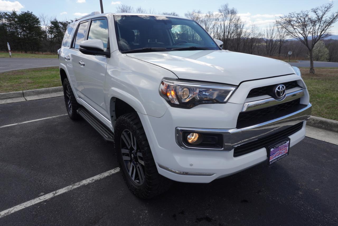 Toyota 4Runner Limited 4WD 2019