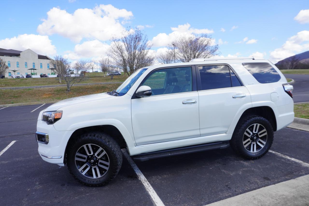 Toyota 4Runner Limited 4WD 2019