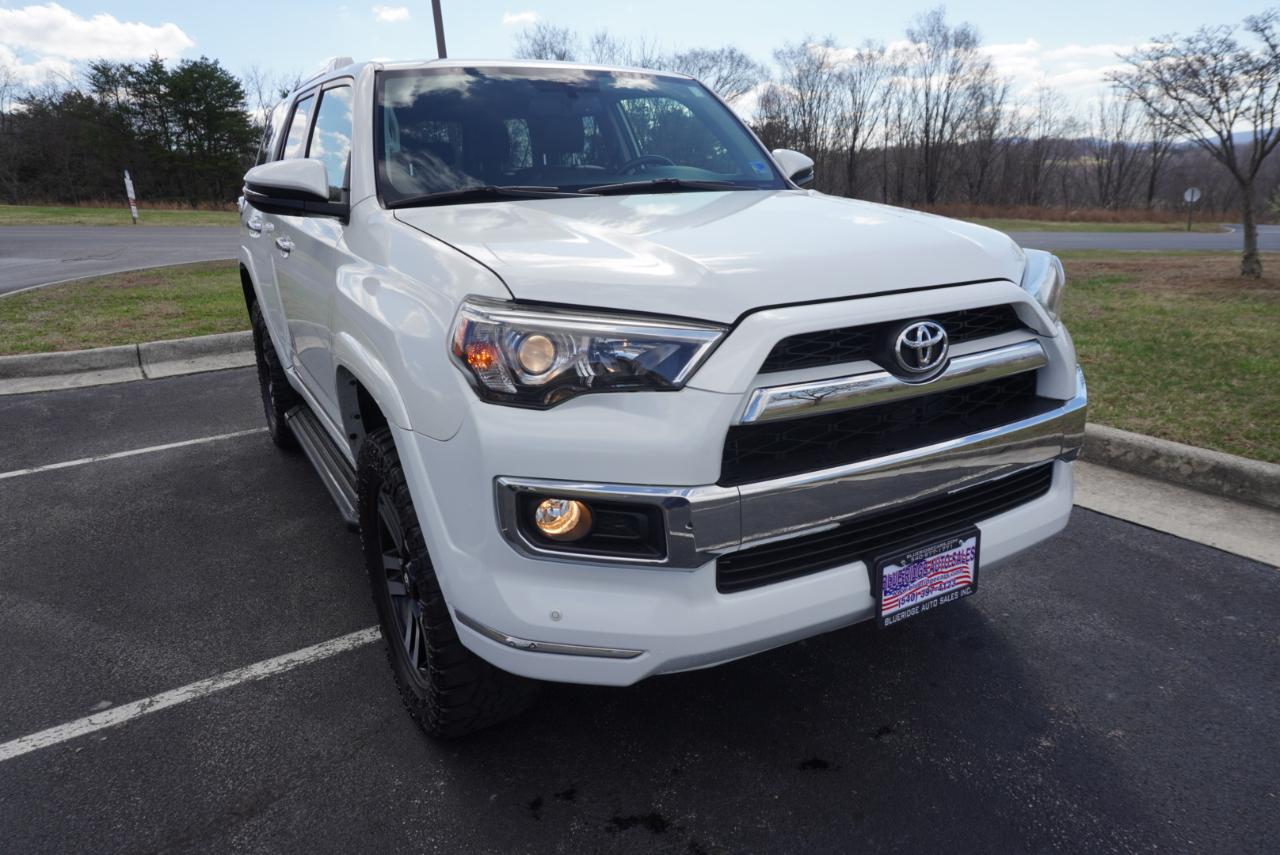 Toyota 4Runner Limited 4WD 2019