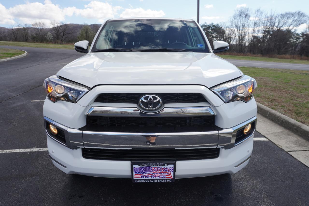 Toyota 4Runner Limited 4WD 2019