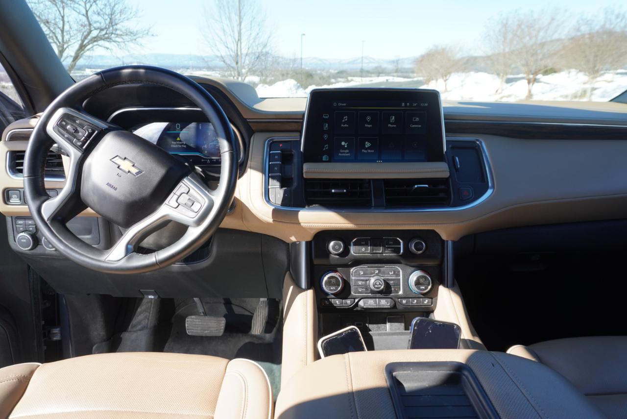 Chevrolet Suburban 4WD 4dr Premier 2023