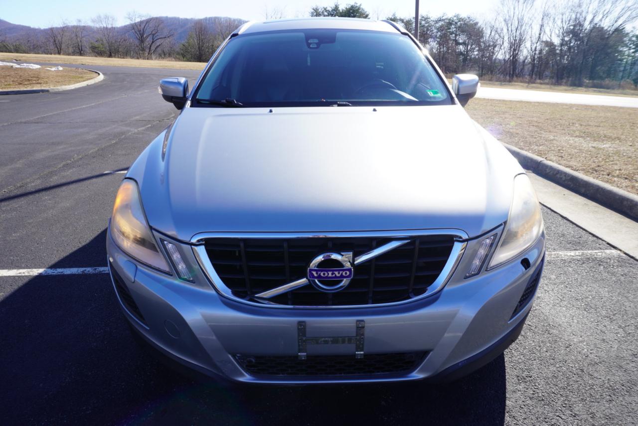 Volvo XC60 AWD 4dr 3.0T 2011