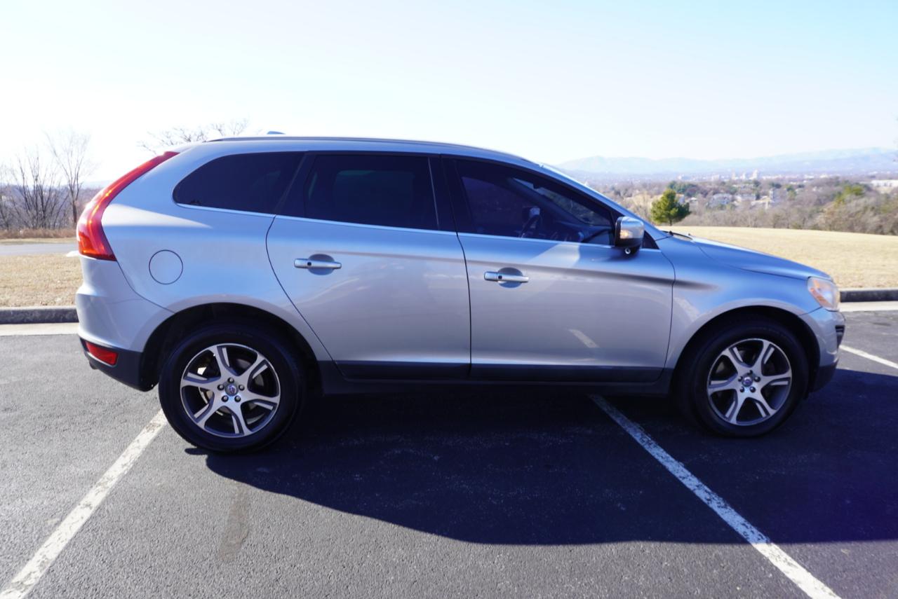 Volvo XC60 AWD 4dr 3.0T 2011