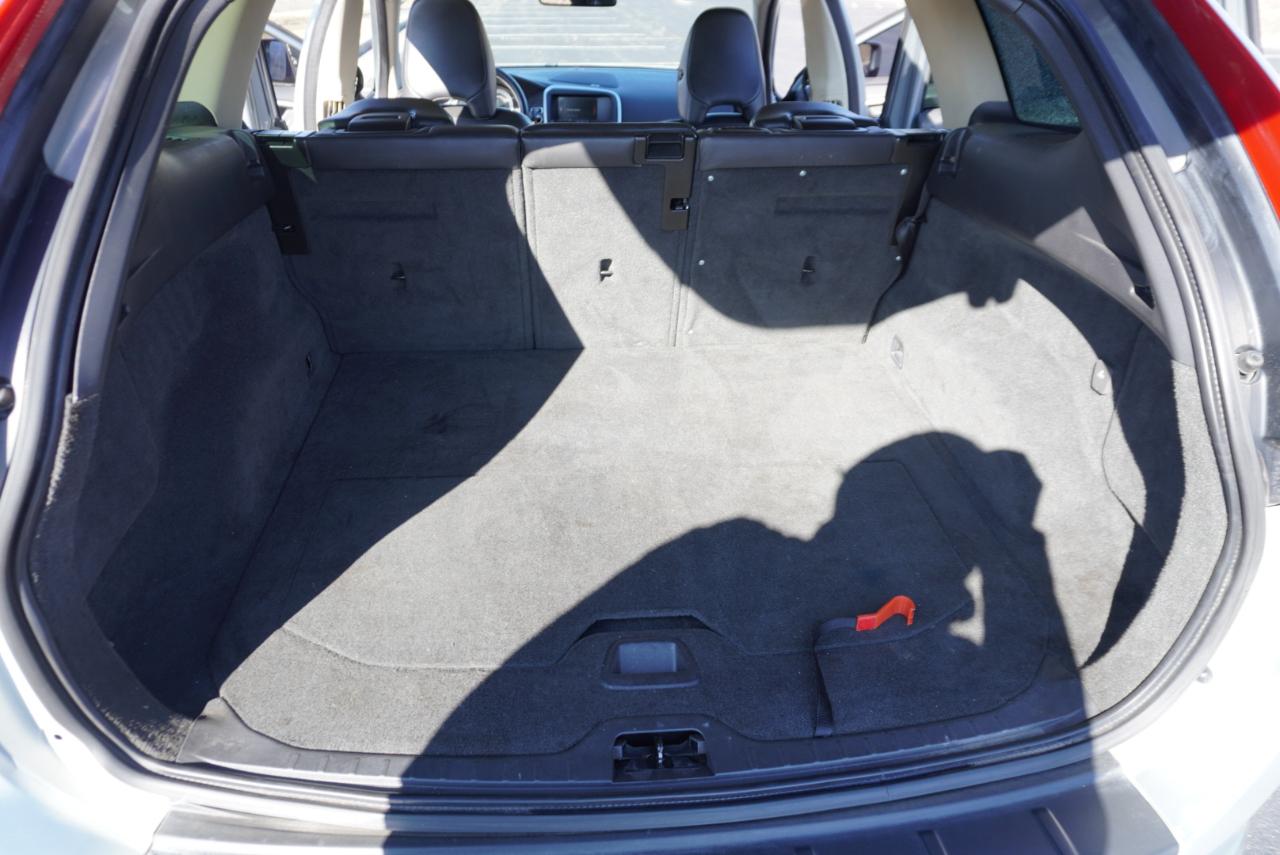 Volvo XC60 AWD 4dr 3.0T 2011