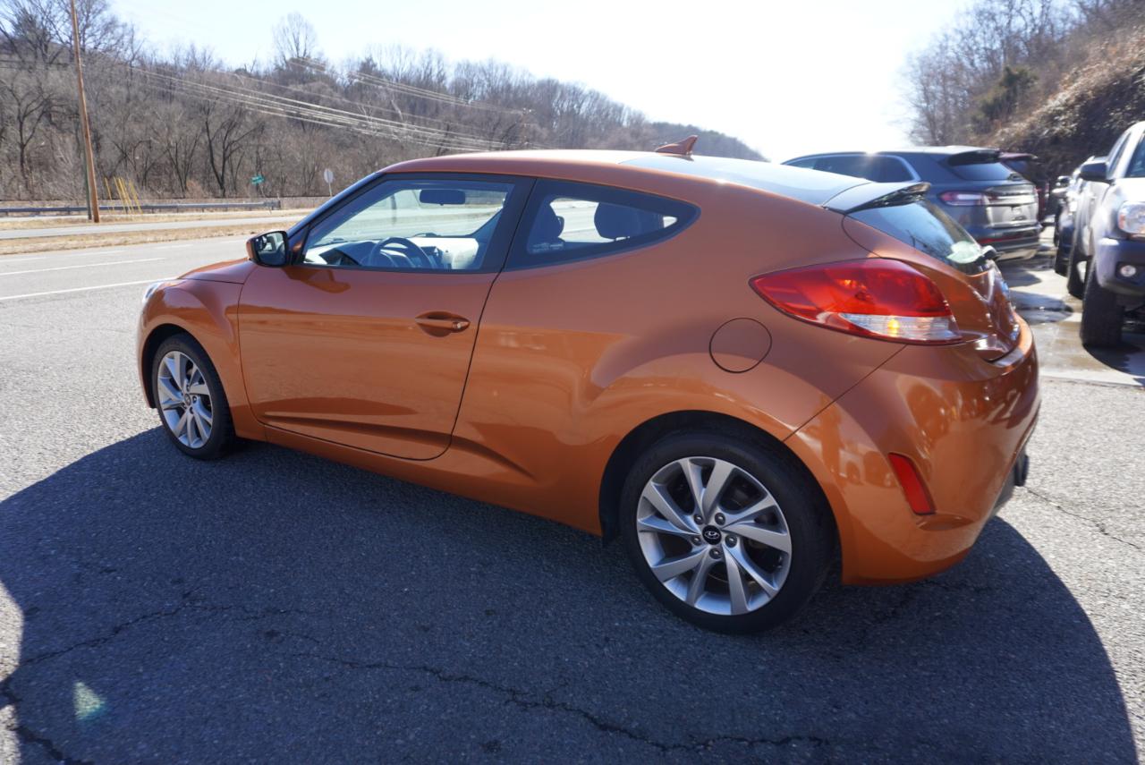 Hyundai Veloster 3dr Cpe Auto 2016