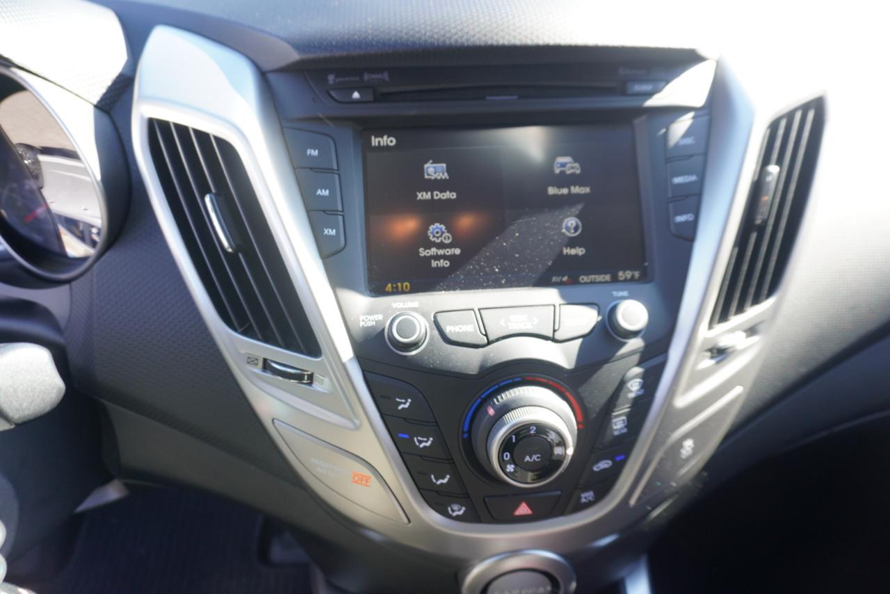 Hyundai Veloster 3dr Cpe Auto 2016