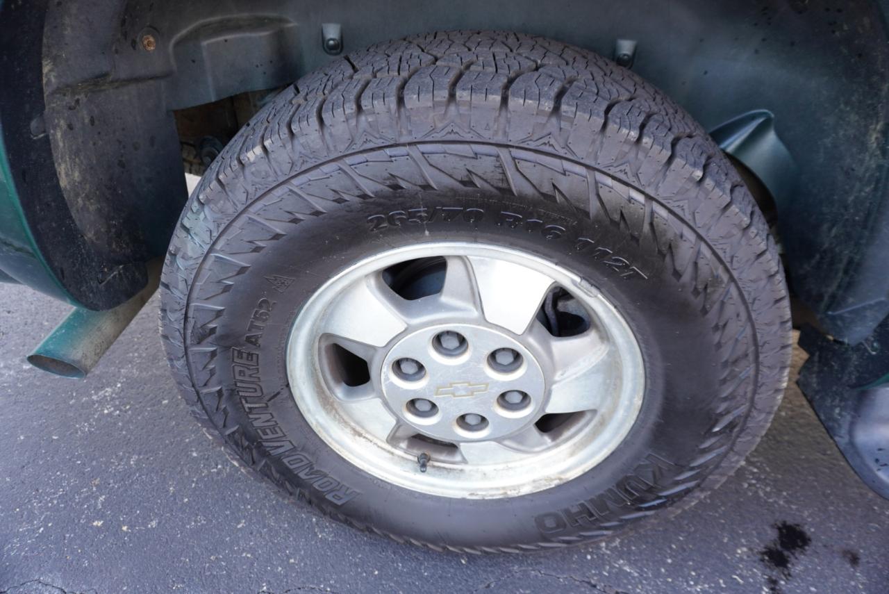 Chevrolet Suburban 4dr 1500 4WD LS 2003