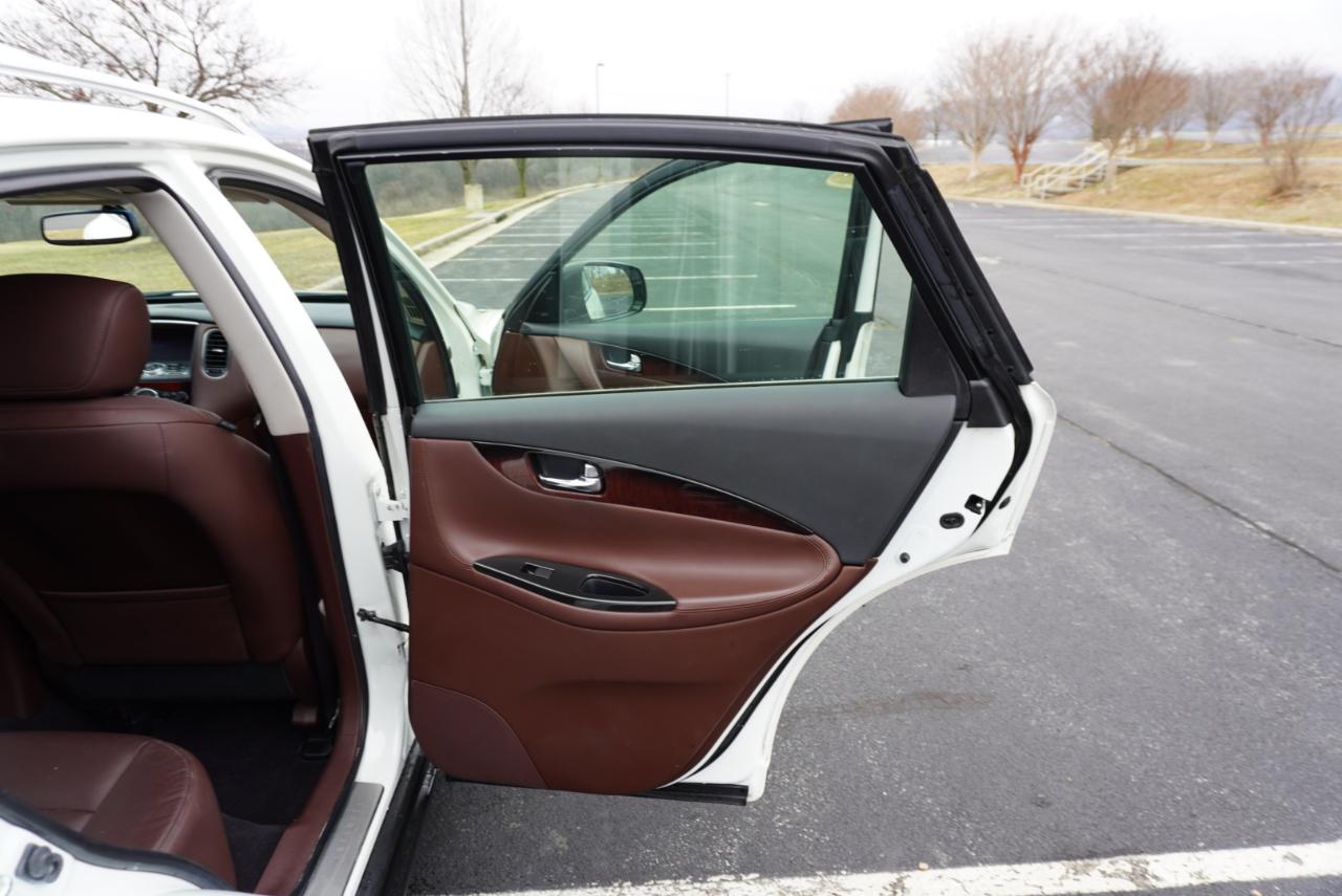 Infiniti QX50 AWD 2017