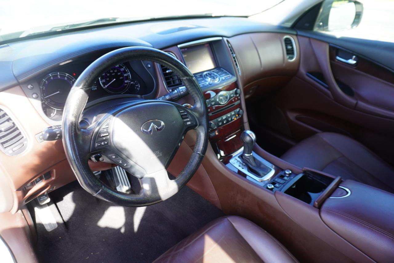 Infiniti QX50 AWD 2017