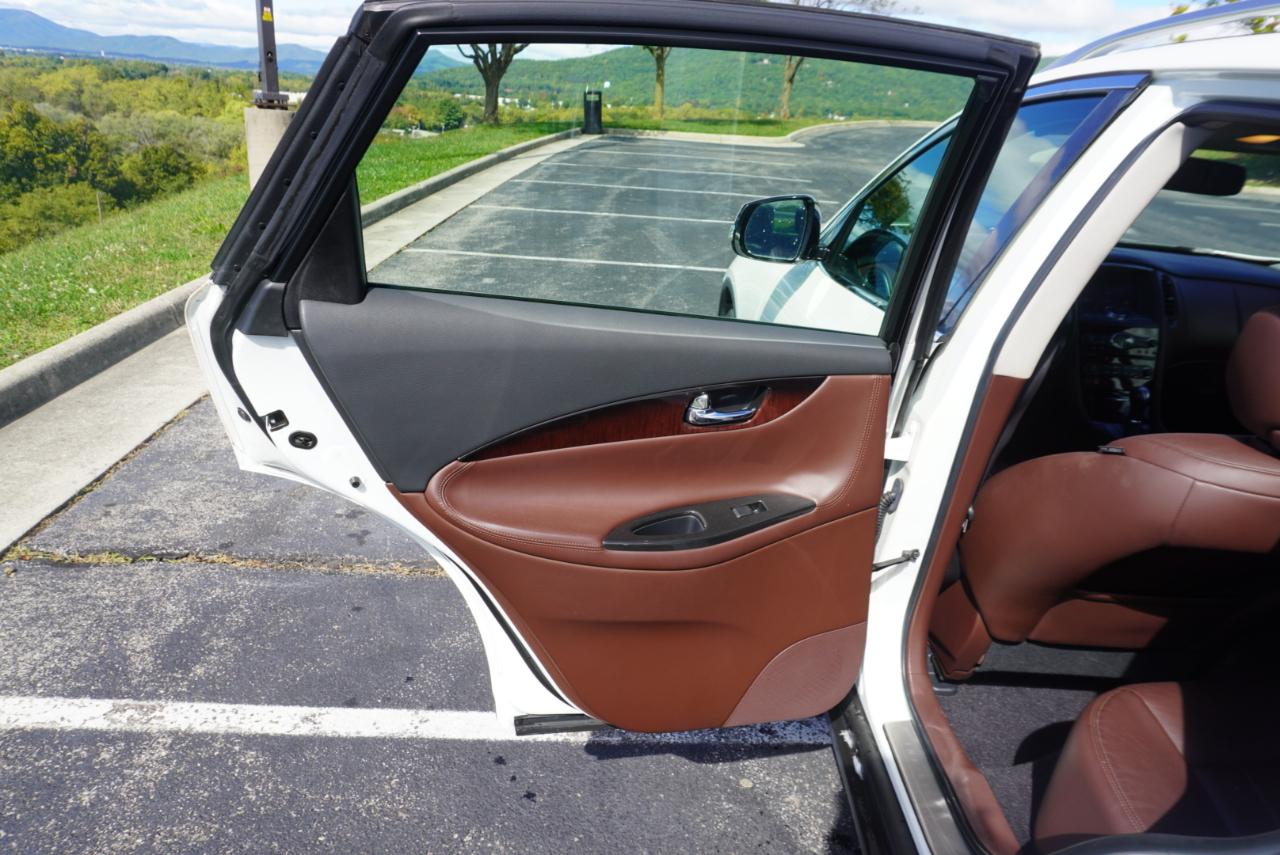 Infiniti QX50 AWD 2017