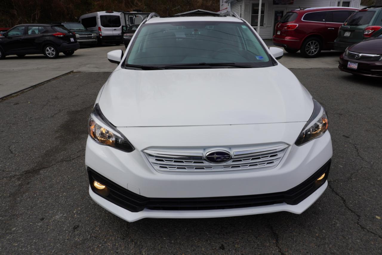 Subaru Impreza Premium 5-door CVT 2022