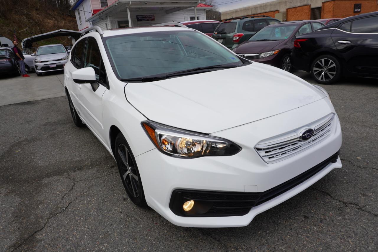 Subaru Impreza Premium 5-door CVT 2022