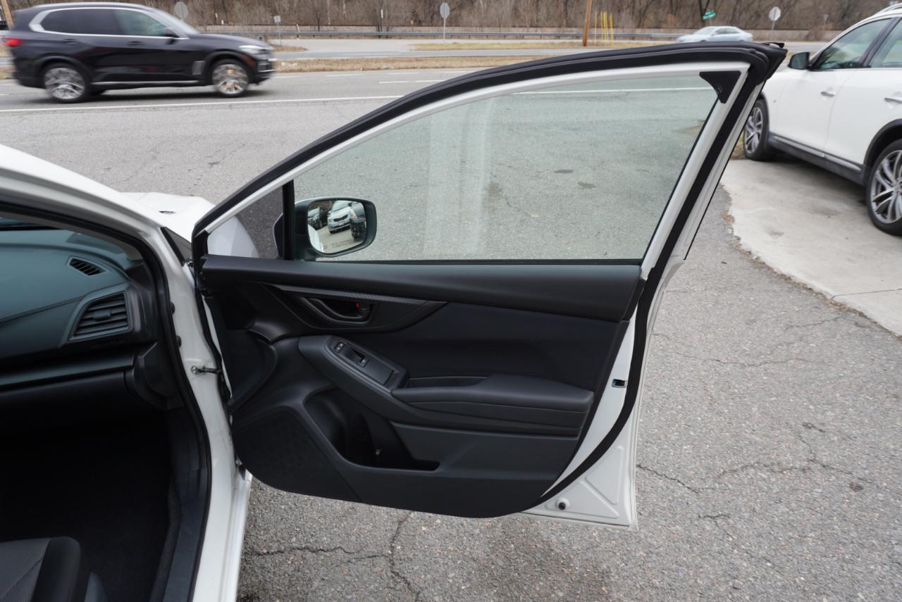 Subaru Impreza Premium 5-door CVT 2022