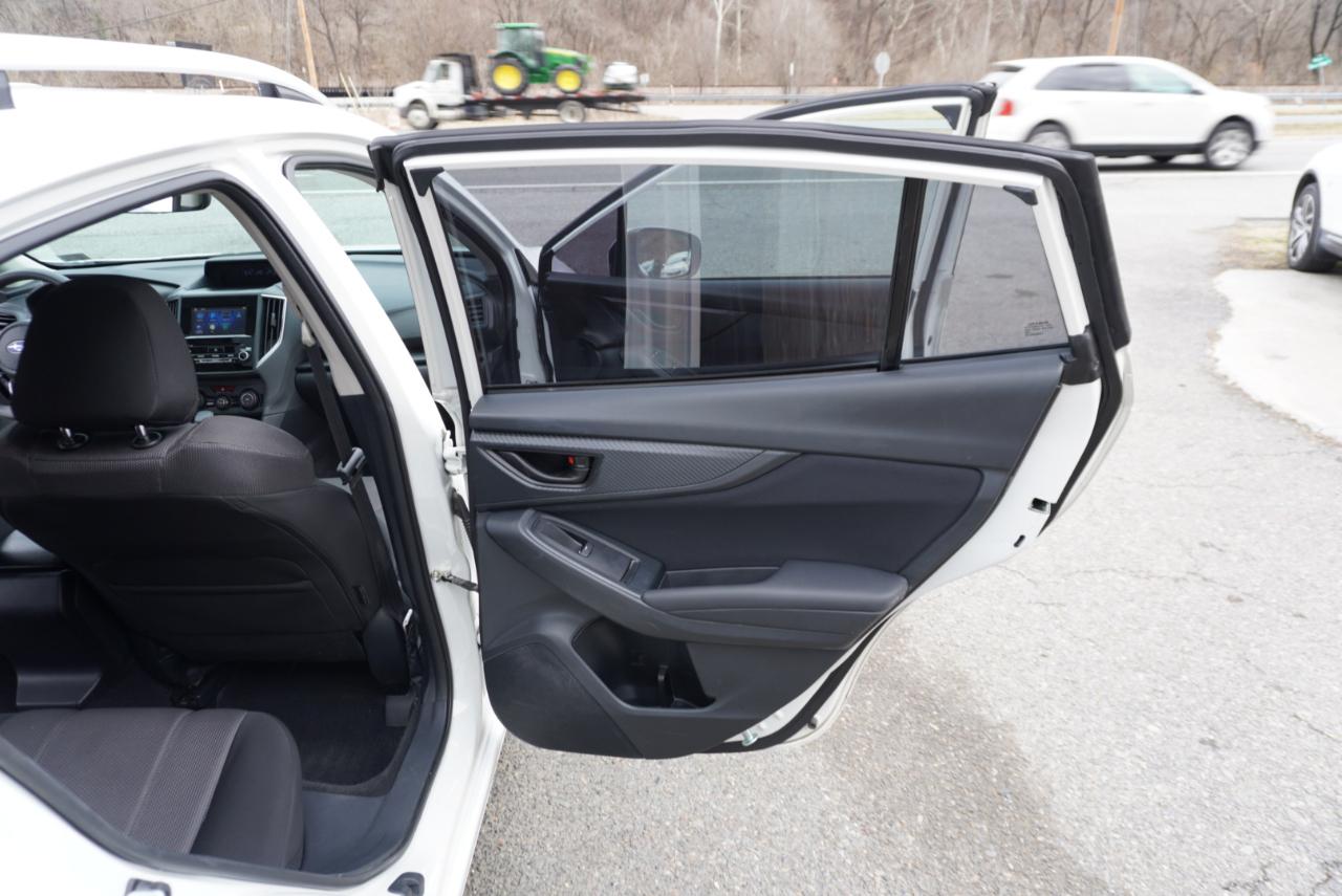 Subaru Impreza Premium 5-door CVT 2022