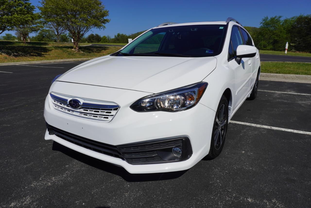 Subaru Impreza Premium 5-door CVT 2022