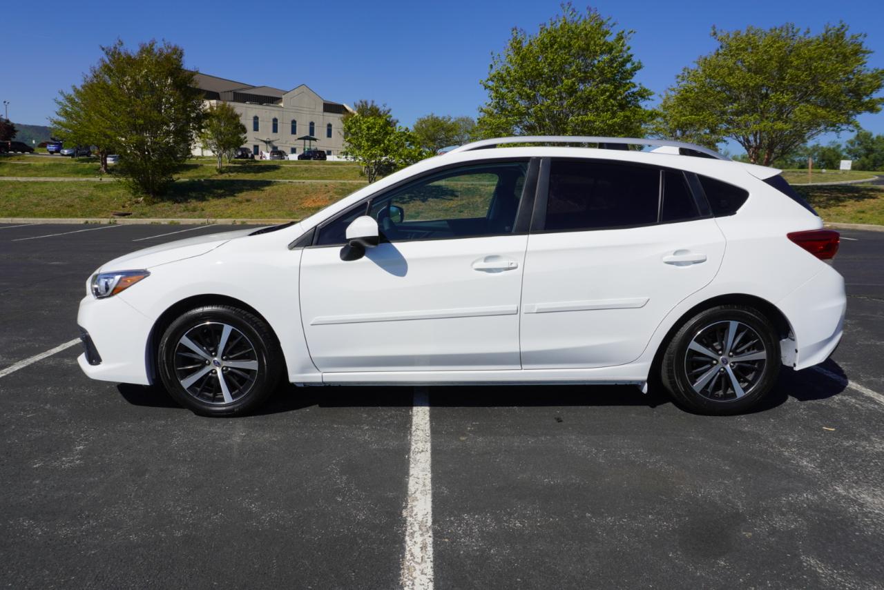 Subaru Impreza Premium 5-door CVT 2022
