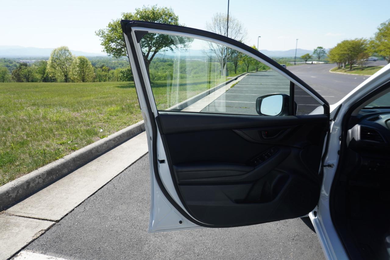 Subaru Impreza Premium 5-door CVT 2022