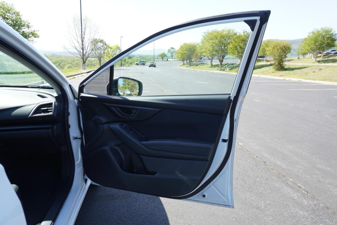 Subaru Impreza Premium 5-door CVT 2022