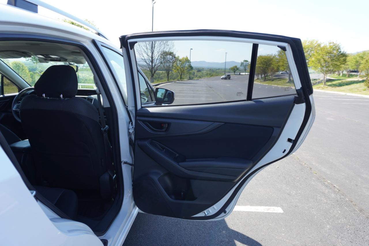 Subaru Impreza Premium 5-door CVT 2022