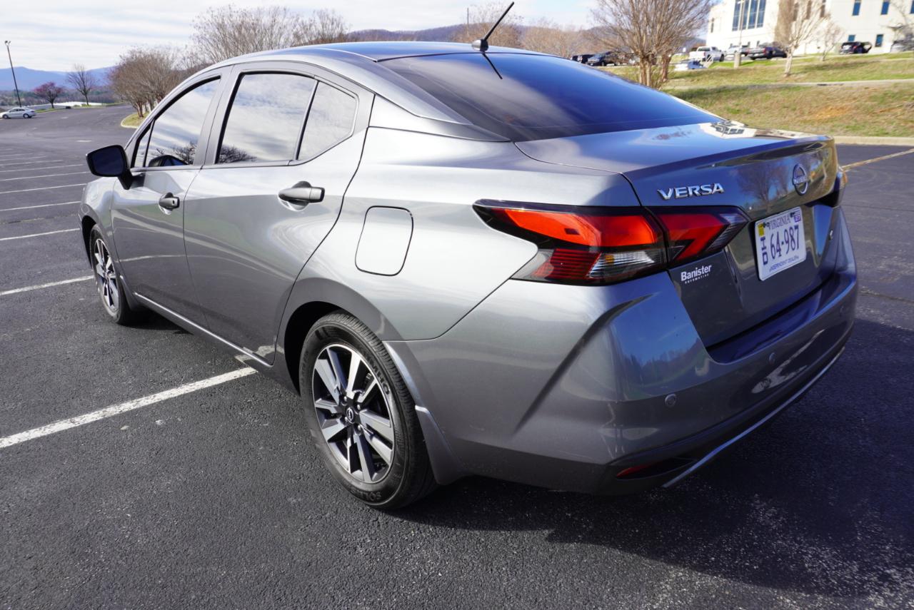 Nissan Versa S CVT 2025
