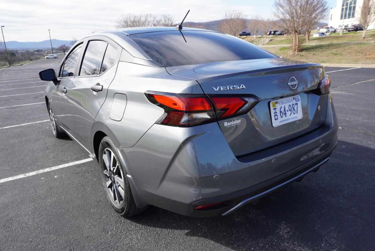 Nissan Versa S CVT 2025