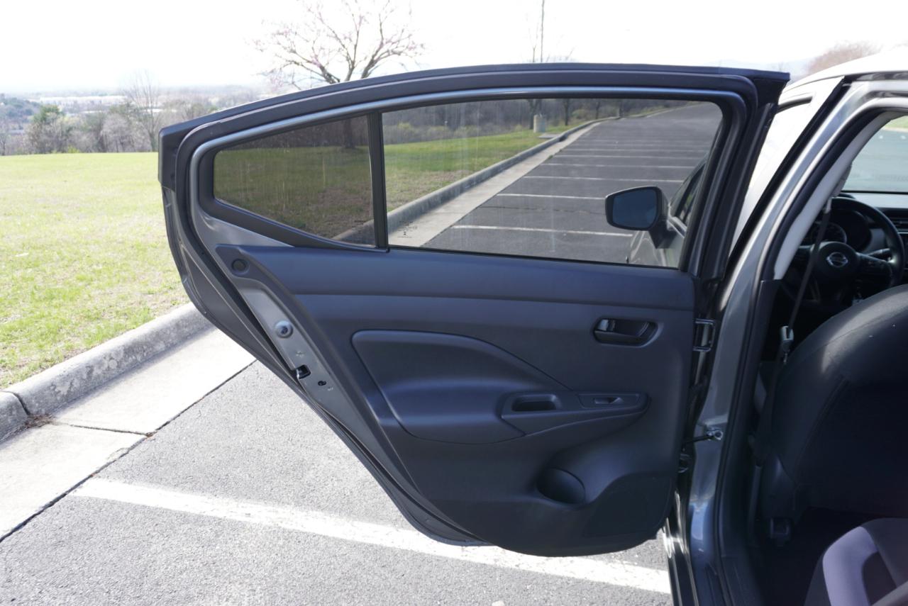 Nissan Versa S CVT 2025