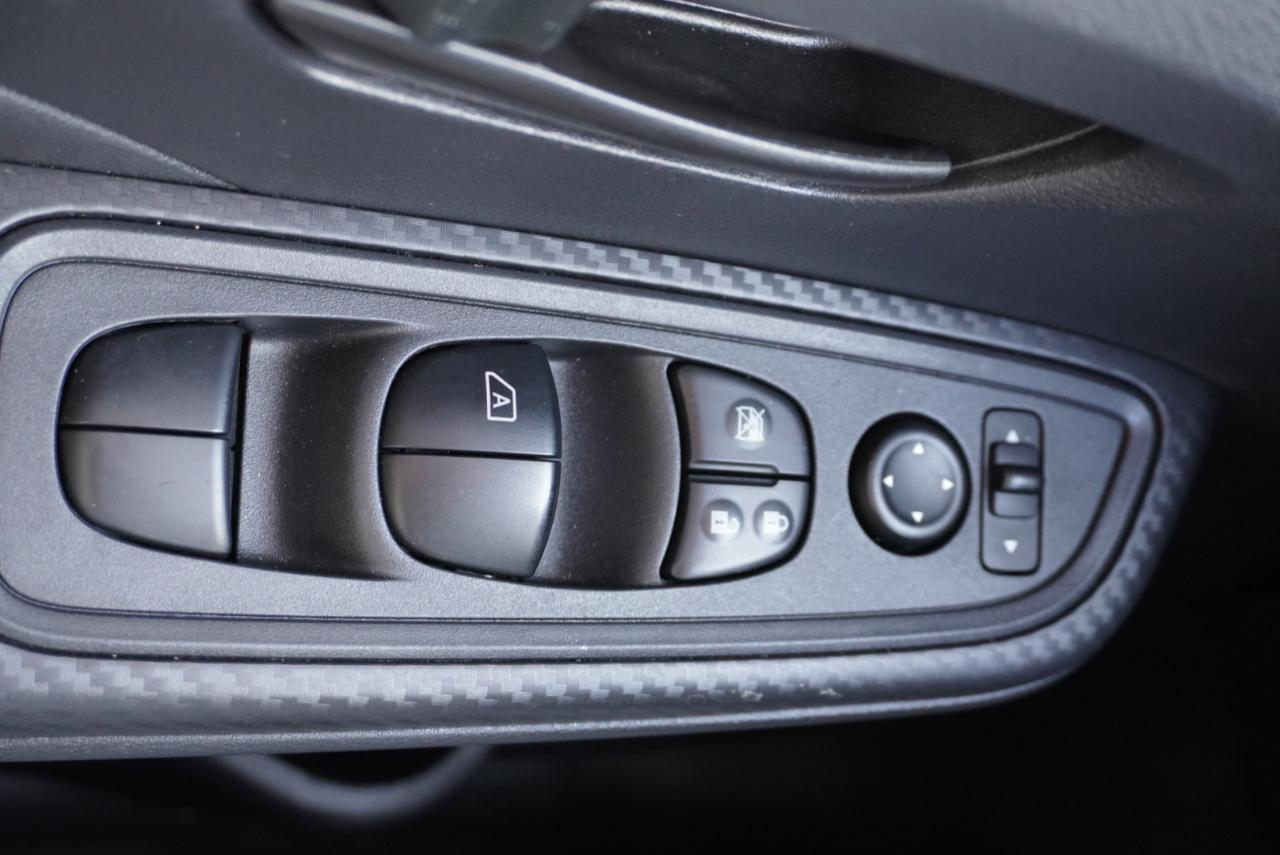 Nissan Versa S CVT 2025