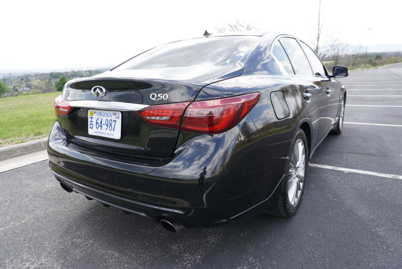 Infiniti Q50 3.0t LUXE RWD 2018