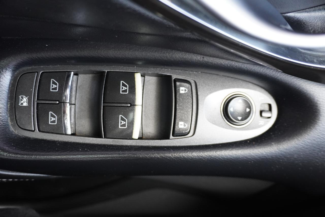 Infiniti Q50 3.0t LUXE RWD 2018