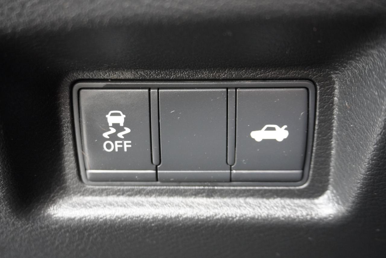 Infiniti Q50 3.0t LUXE RWD 2018