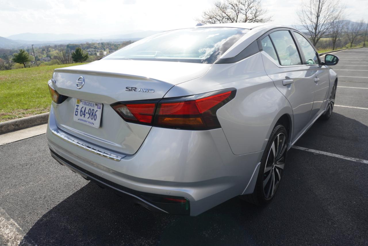Nissan Altima 2.5 SR AWD Sedan 2020