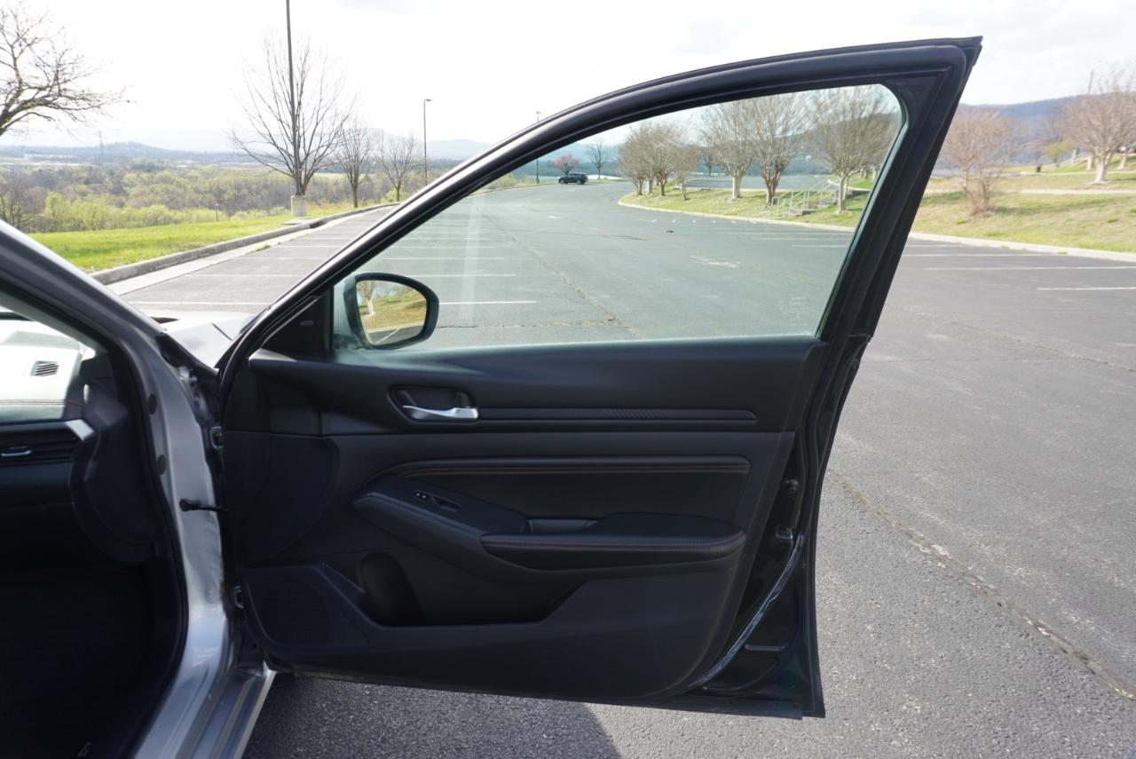 Nissan Altima 2.5 SR AWD Sedan 2020