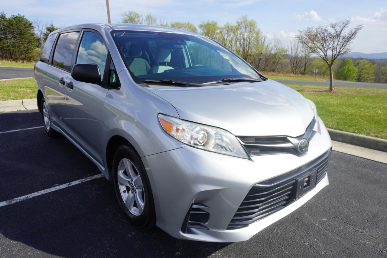 Toyota Sienna L FWD 7-Passenger (Natl) 2020