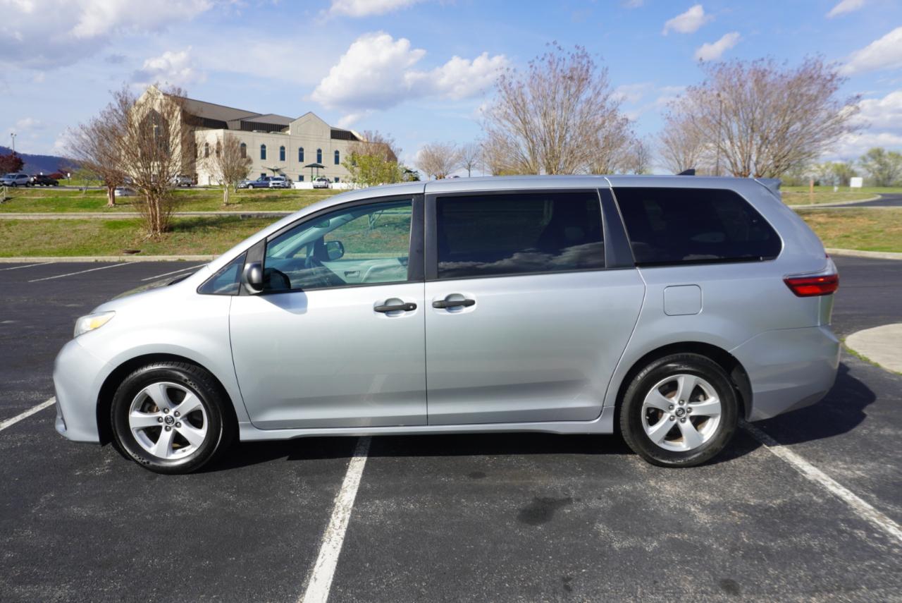 Toyota Sienna L FWD 7-Passenger (Natl) 2020