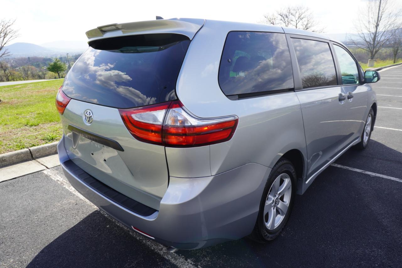 Toyota Sienna L FWD 7-Passenger (Natl) 2020